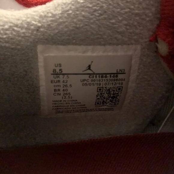 Jordan 4 SE “what the” - Picture 11 of 11